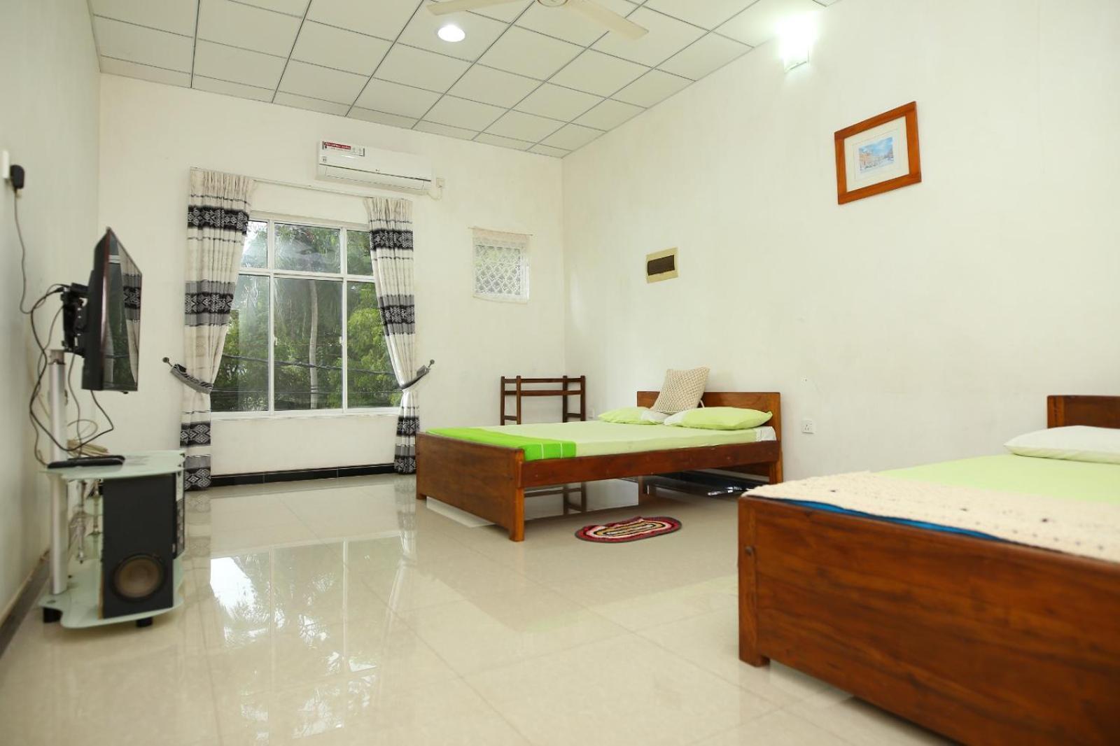 Sujee'S Guest House With Two Bed Rooms 아누라다푸라 외부 사진