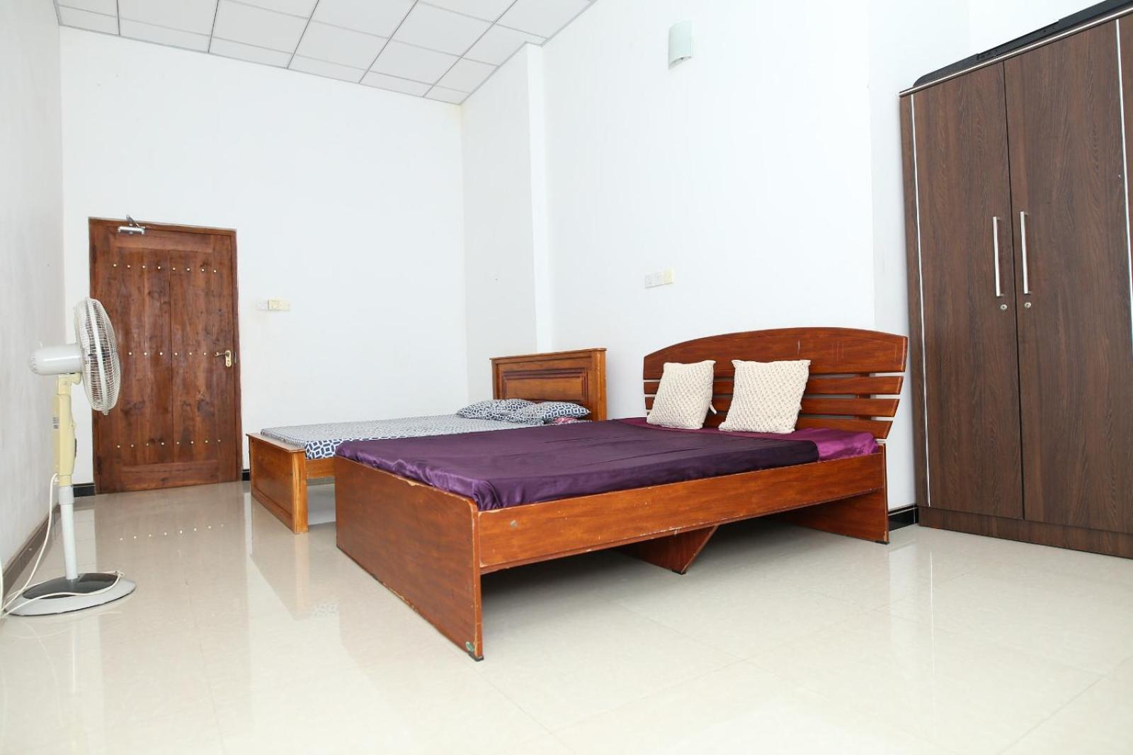 Sujee'S Guest House With Two Bed Rooms 아누라다푸라 외부 사진