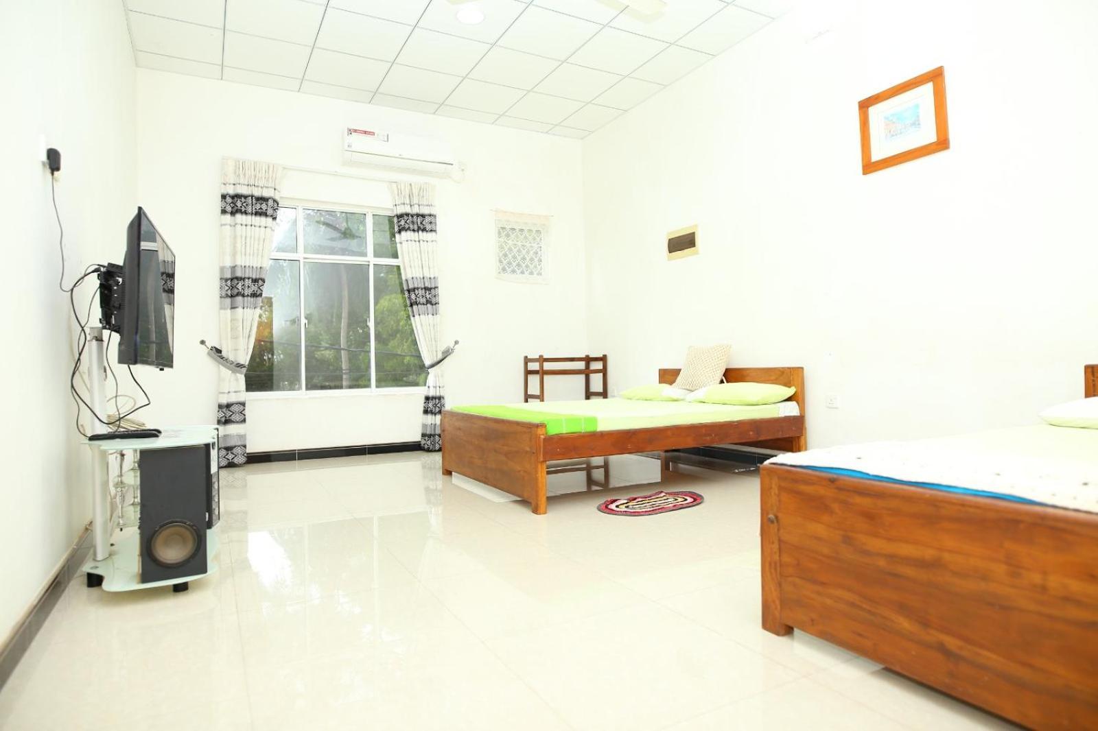 Sujee'S Guest House With Two Bed Rooms 아누라다푸라 외부 사진